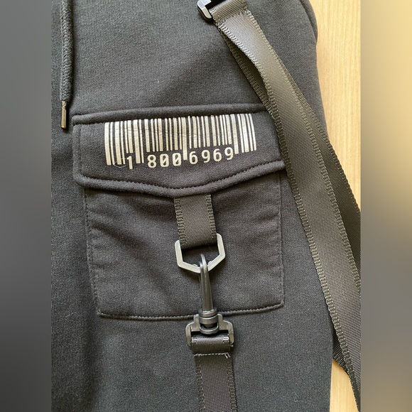 Dolls Kill - Club Exx - Black Cargo Bondage Joggers - Picture 10 of 16